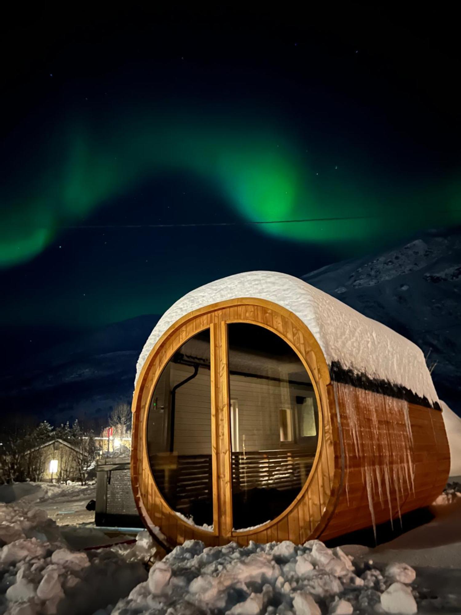 Alpan Apartments, Lyngenfjord Olderdalen Eksteriør billede