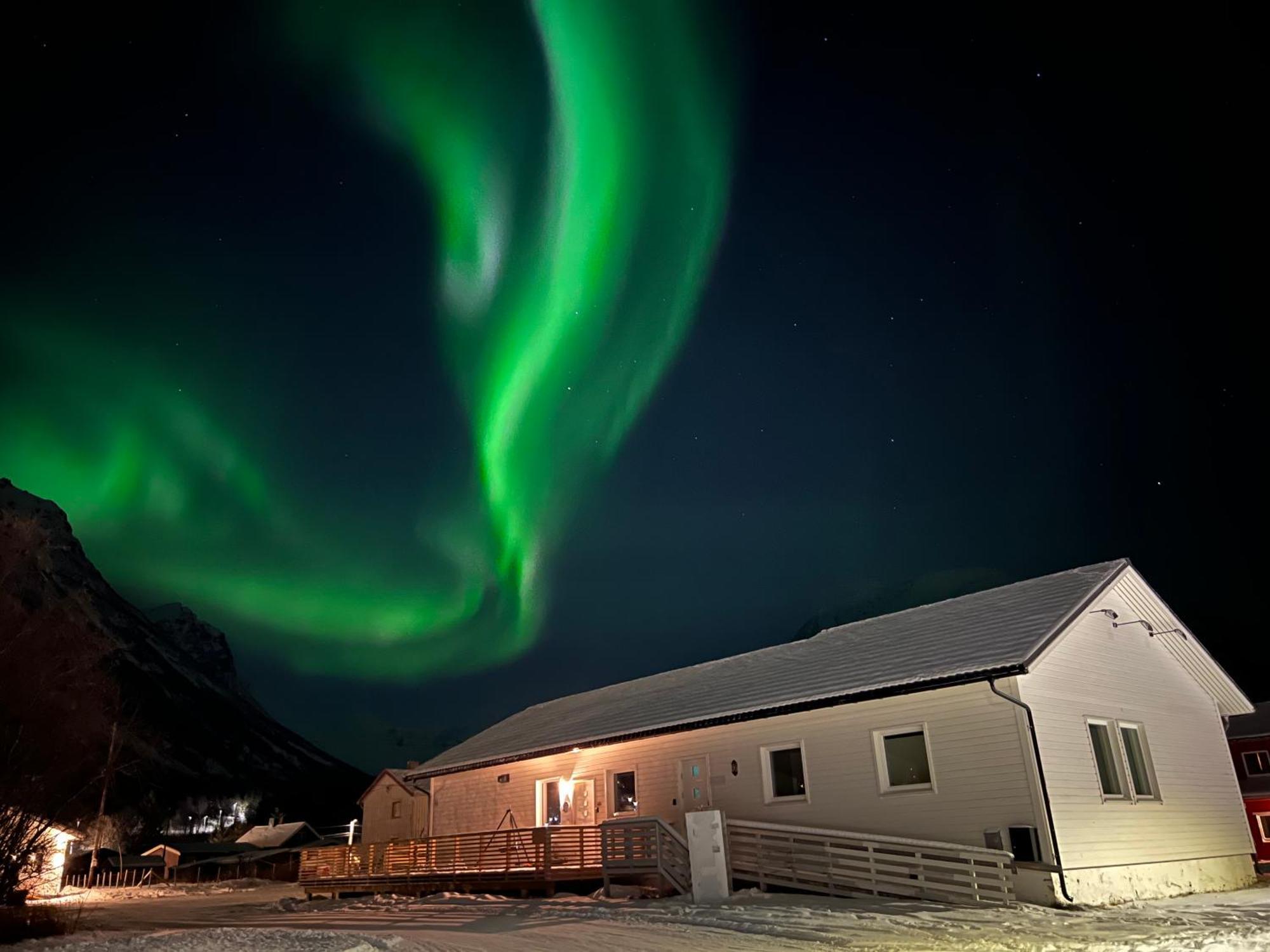Alpan Apartments, Lyngenfjord Olderdalen Eksteriør billede