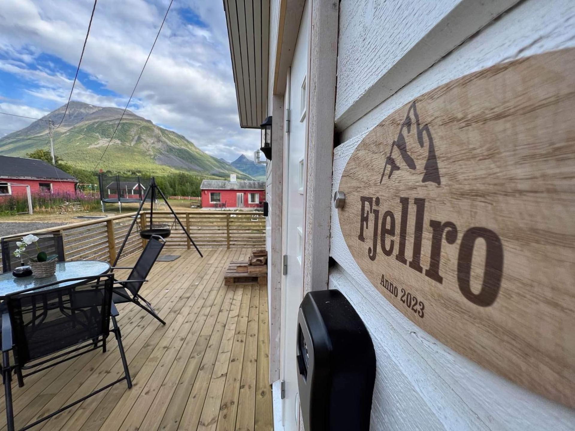 Alpan Apartments, Lyngenfjord Olderdalen Eksteriør billede