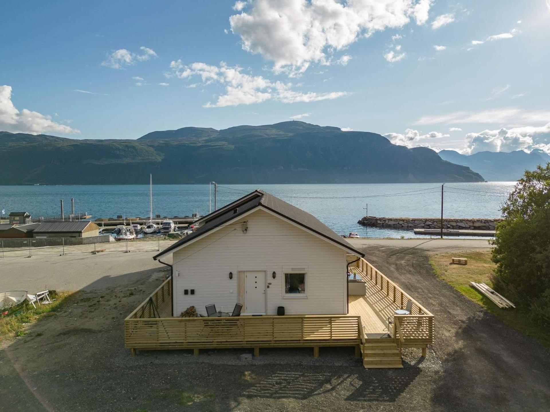 Alpan Apartments, Lyngenfjord Olderdalen Eksteriør billede
