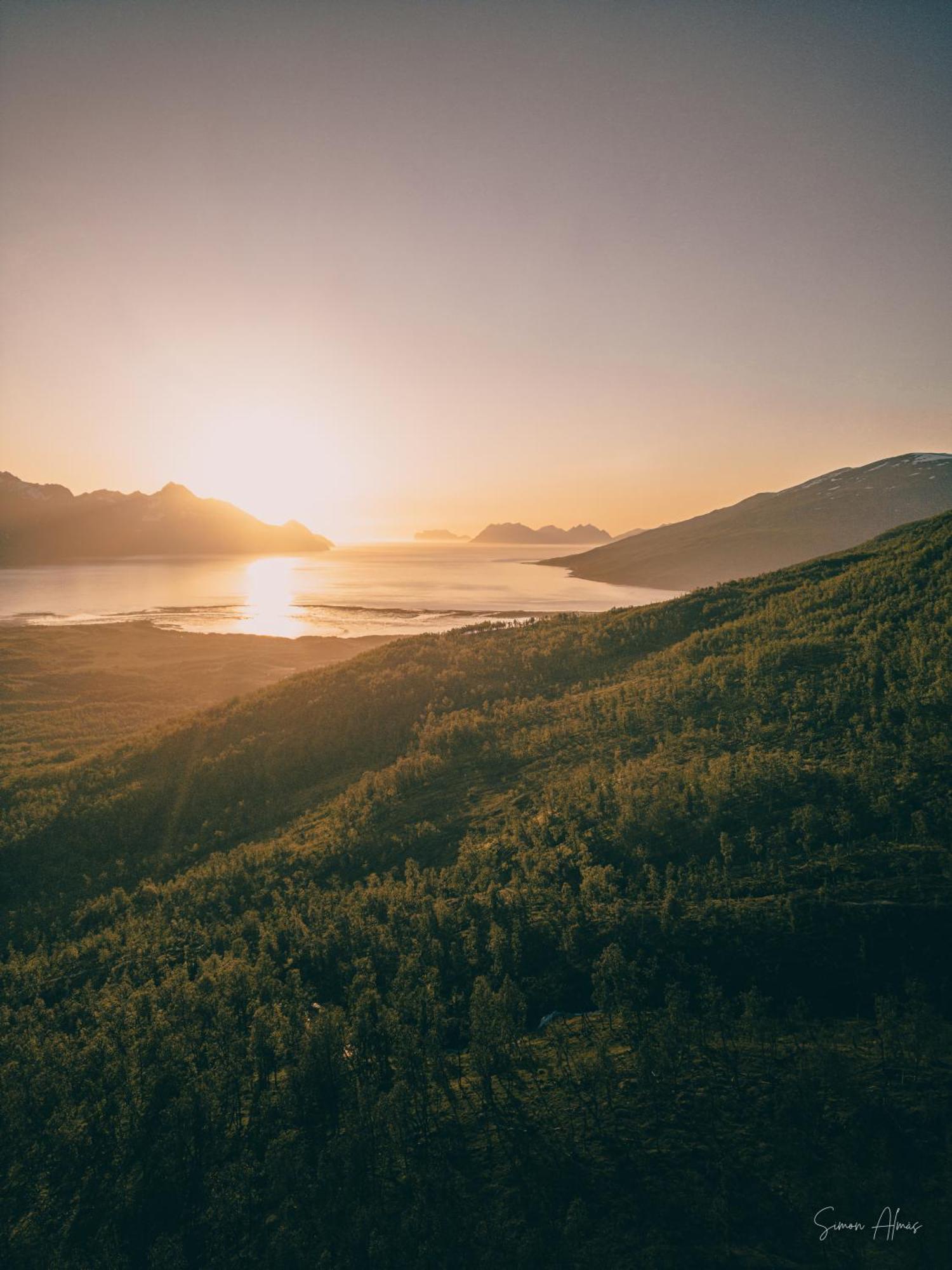 Alpan Apartments, Lyngenfjord Olderdalen Eksteriør billede