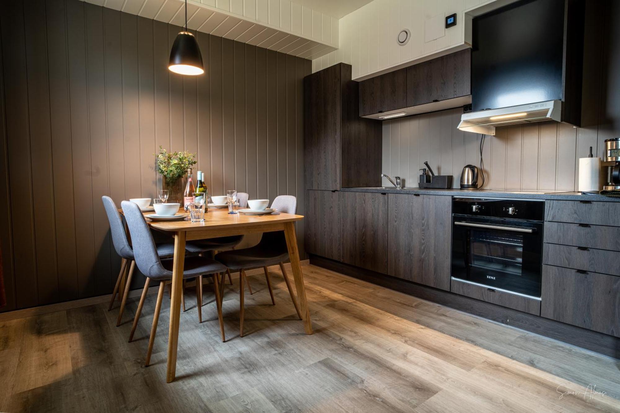 Alpan Apartments, Lyngenfjord Olderdalen Eksteriør billede