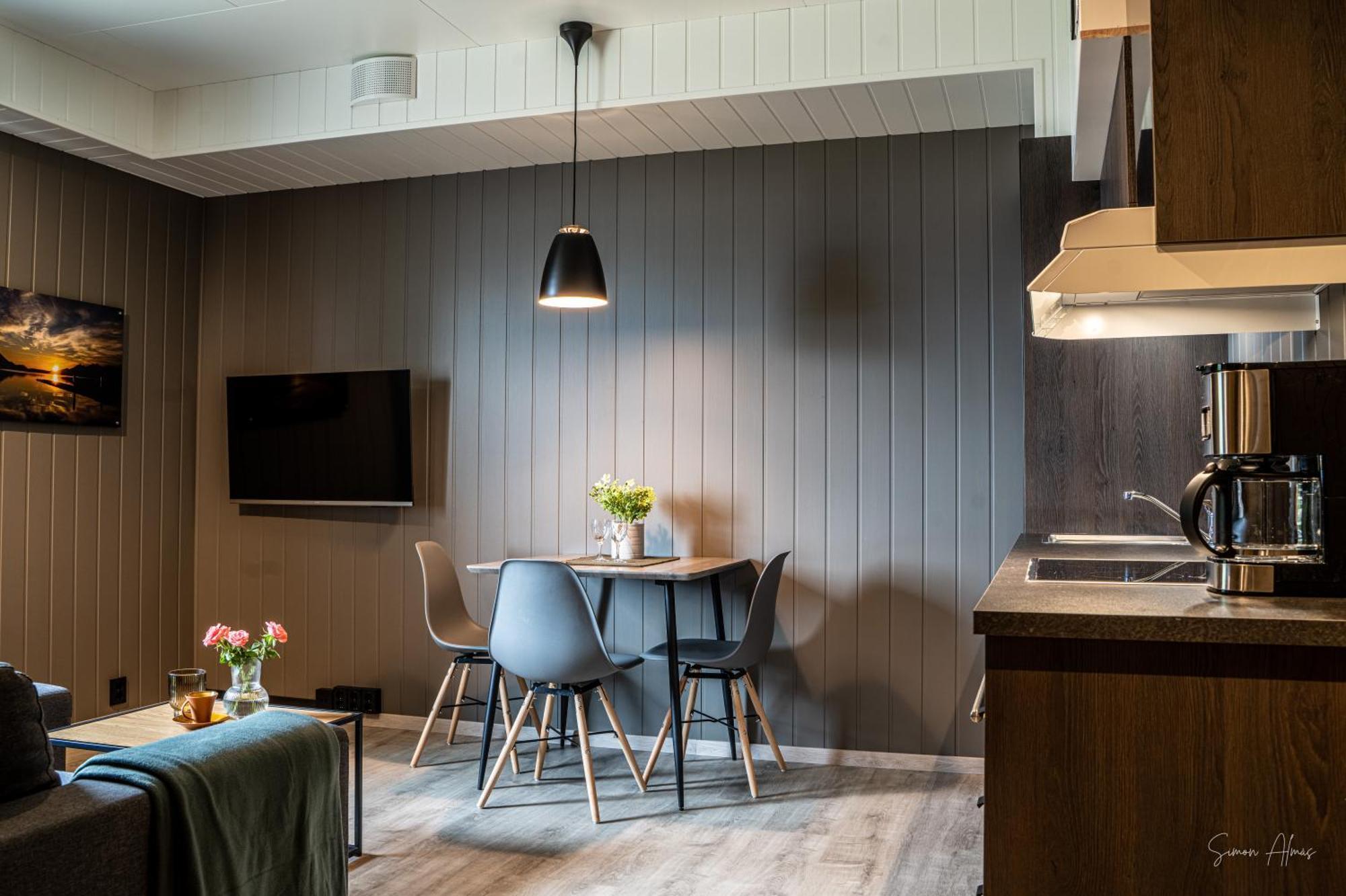 Alpan Apartments, Lyngenfjord Olderdalen Eksteriør billede