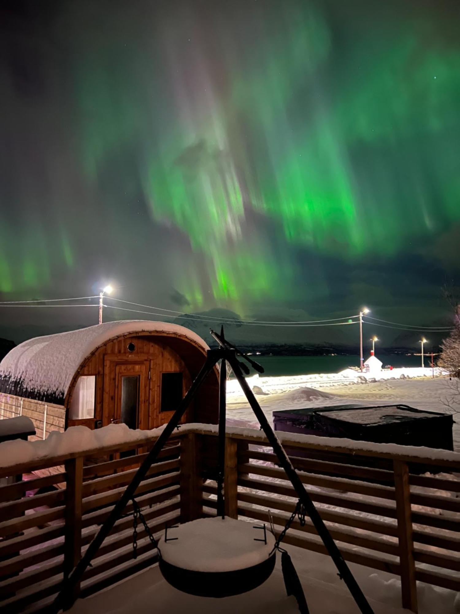 Alpan Apartments, Lyngenfjord Olderdalen Eksteriør billede