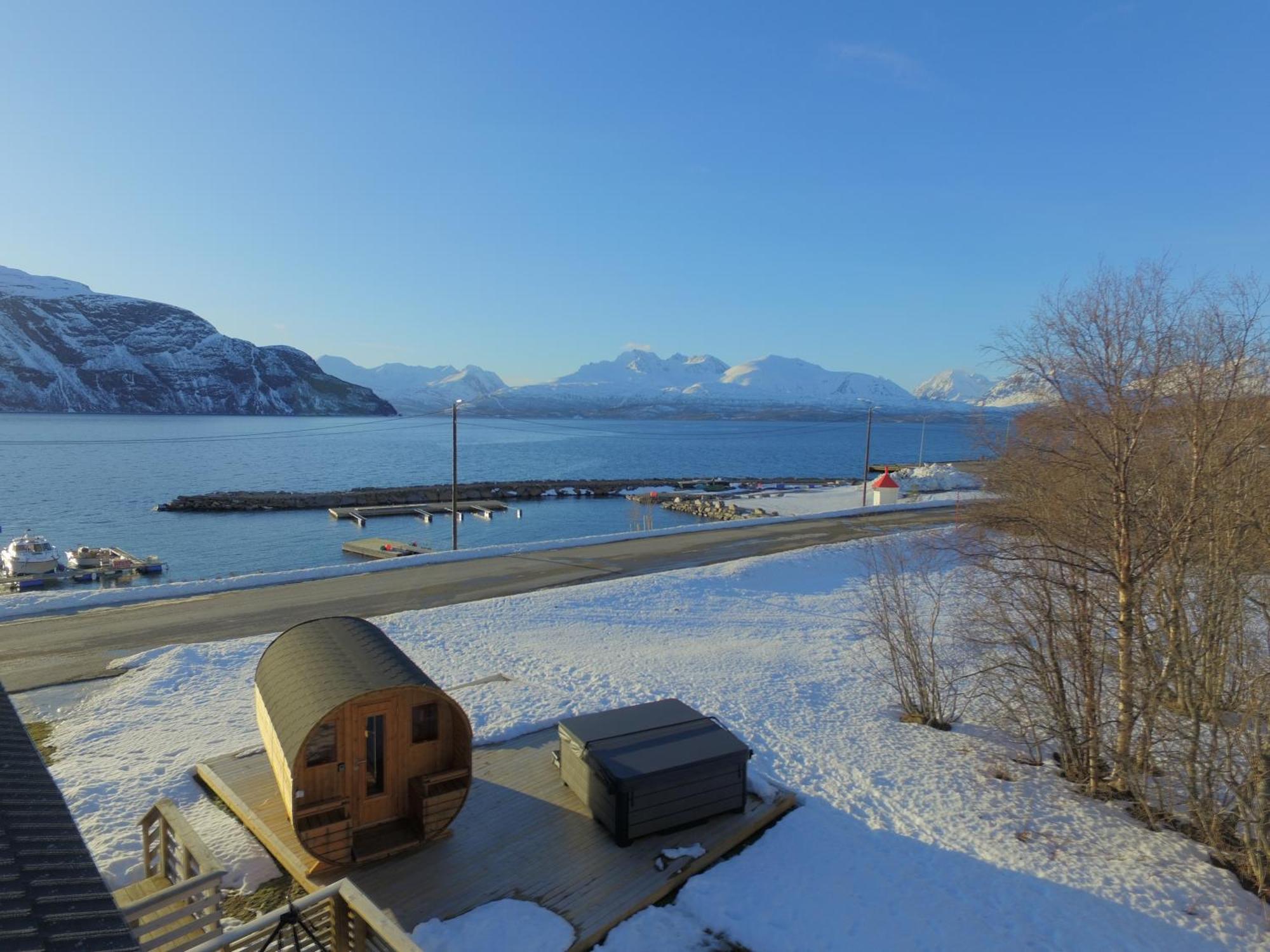 Alpan Apartments, Lyngenfjord Olderdalen Eksteriør billede